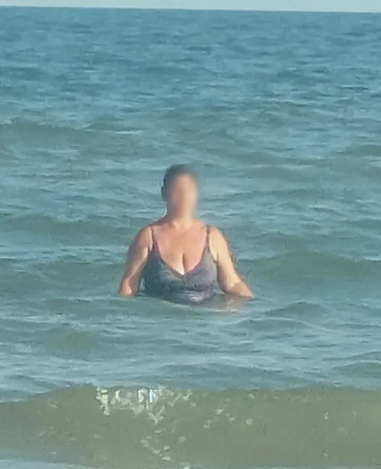 Daniela, 38