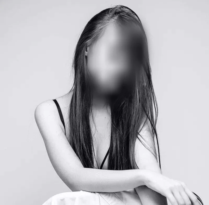 Wiebke, 19